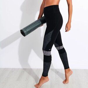Alo Yoga High-Waist Alosoft Momentum Legging - Black/Dark Grey/Dove Grey/Black